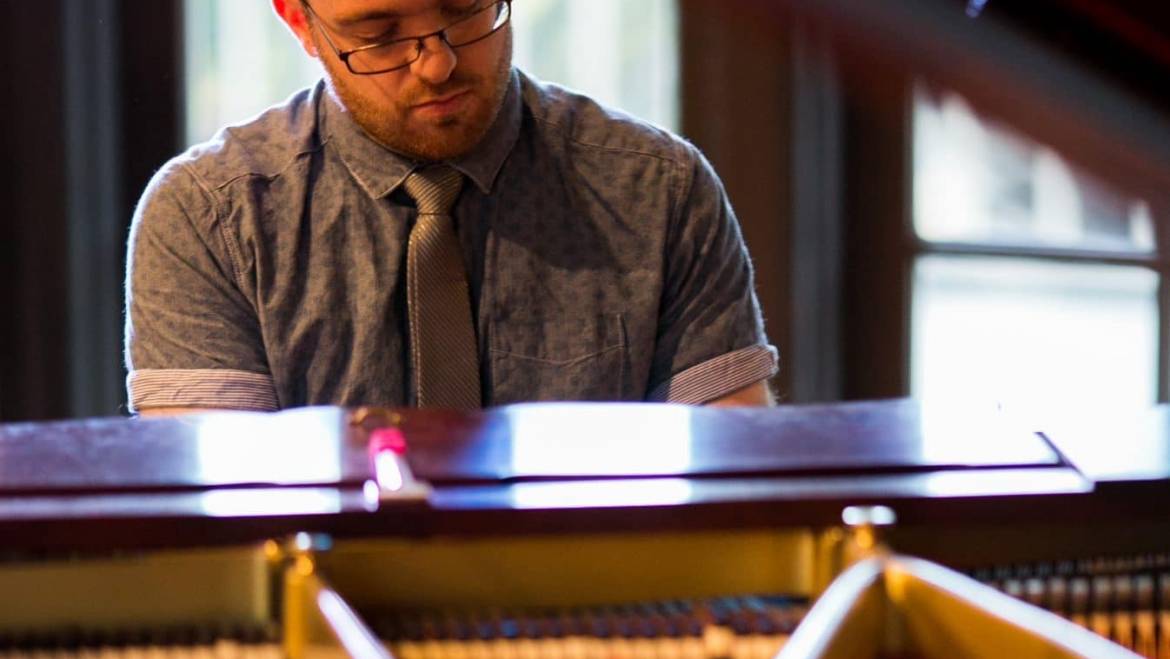 Succeed in Music Lessons: 6 Tips
